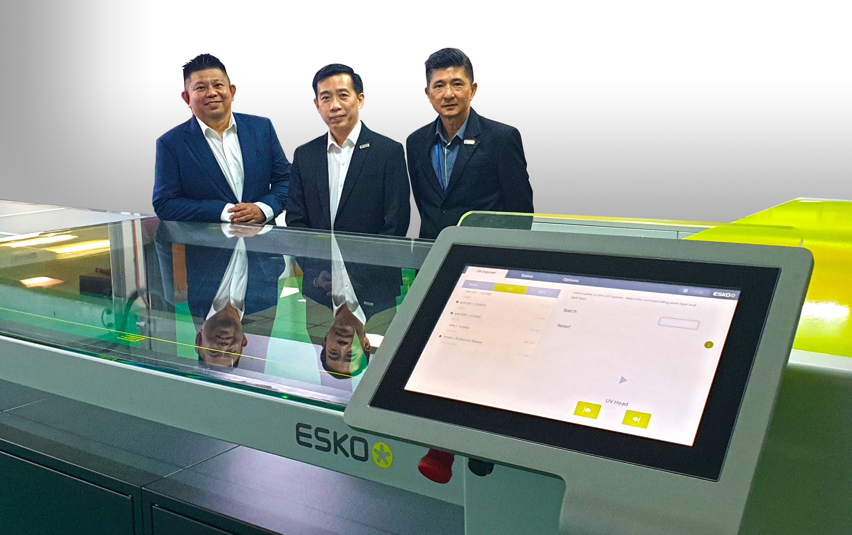 (From left) Peter Goh from Esko Singapore, Mr Mason Goh, Temchem Polymer Engineering COO, and Mr Benny Ho, Eye Graphic Managing Director.